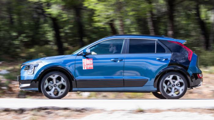 Το Kia Niro έχει τεράστιο πλεονέκτημα στον τομέα της οικονομίας, λόγω του υβριδικούς συστήματός του, πετυχαίνοντας μέση κατανάλωση 5,1 λτ./100 χλμ.. Το Kia Niro έχει τεράστιο πλεονέκτημα στον τομέα της οικονομίας, λόγω του υβριδικούς συστήματός του, πετυχαίνοντας μέση κατανάλωση 5,1 λτ./100 χλμ..