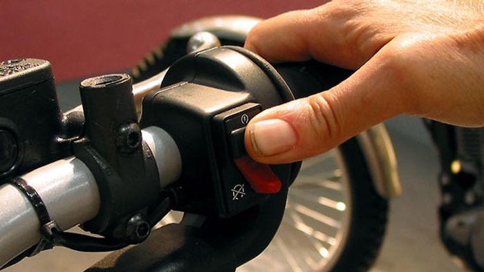 Οι λόγοι που μια μοτοσικλέτα μπορεί να μην ξεκινά είναι από γελοίοι έως αρκετά σοβαροί.