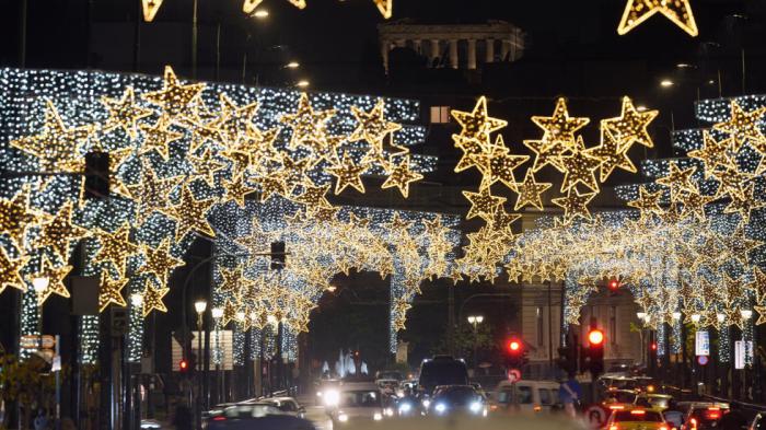 Χριστουγεννιάτικο χάος στους δρόμους: Ποιες μέρες, ώρες & δρόμους να αποφύγετε Χριστουγεννιάτικο χάος στους δρόμους: Ποιες μέρες, ώρες & δρόμους να αποφύγετε