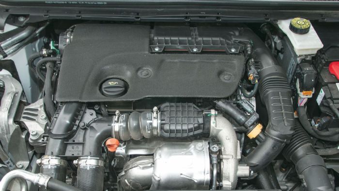 Ο 1,2 TSI βενζινοκινητήρας των 105 ίππων ταιριάζει ιδανικά στο προφίλ του μοντέλου, αφού είναι και οικονομικός σε κατανάλωση και ικανός σε επιδόσεις.