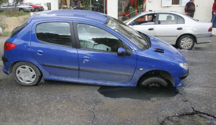 Όταν κάποιος παθόντας έχει υποστεί βλάβες από ένα αυτοκινητικό ατύχημα, δηλαδή έχει πάθει υλικές ζημιές ή και κάποια προβλήματα στην υγεία του ή στη σωματική του ακεραιότητα, έχει δικαίωμα να ζητήσει 