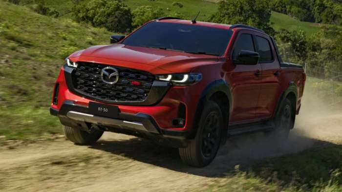 Πρεμιέρα για το ανανεωμένο Mazda BT-50 Πρεμιέρα για το ανανεωμένο Mazda BT-50