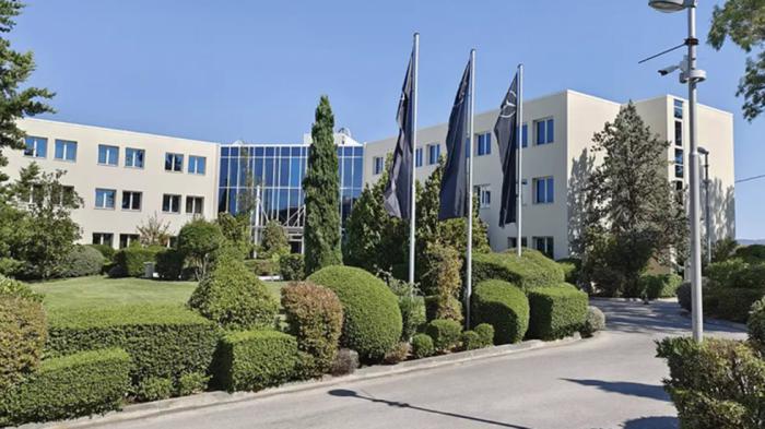 Mercedes-Benz Ελλάς: Νέα εποχή στα «χέρια» του Emil Frey Group Mercedes-Benz Ελλάς: Νέα εποχή στα «χέρια» του Emil Frey Group
