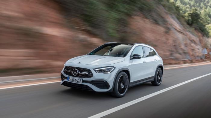 Mercedes GLA: Κορυφαία τεχνολογία, ψηφιακό εσωτερικό, luxury χαρακτήρας 