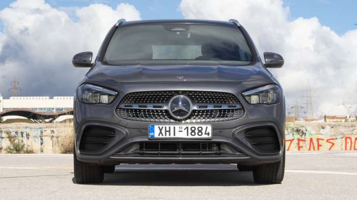 Οι αναλυτικές μετρήσεις της Mercedes GLA Οι αναλυτικές μετρήσεις της Mercedes GLA