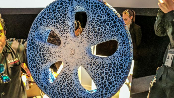 Το Michelin Visionary Concept μας δείχνει πώς μπορεί να είναι τα ελαστικά σε 10-20 χρόνια από τώρα.