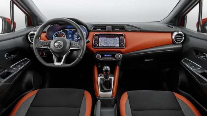 Εξολοκλήρου ανασχεδιασμένο είναι και το εσωτερικό του νέου Micra 5ης γενιάς, το οποίο διαθέτει σύμφωνα με τη Nissan ποιοτικά υλικά καθώς και αυξημένες δυνατότητες συνδεσιμότητας.