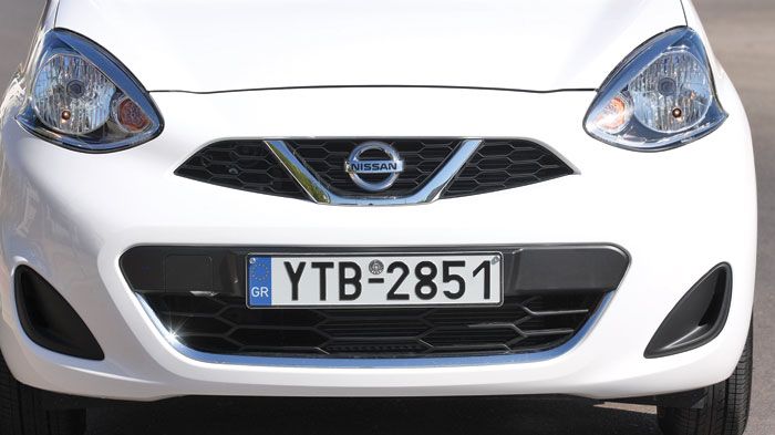 Το ανανεωμένο Nissan Micra έχει αλλάξει εντελώς πρόσωπο, παραμένει φιλικό, αλλά και πιο μοντέρνο.