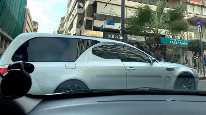 Το ερώτημα είναι αν πρόκειται για γνήσια M5 ή όχι! Το ερώτημα είναι αν πρόκειται για γνήσια M5 ή όχι!