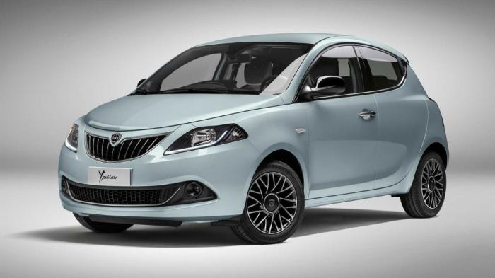 Αναβαθμισμένη και με νέο χρώμα η Lancia Ypsilon 