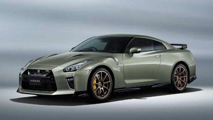 To Nissan GT-R Premium edition T-spec.