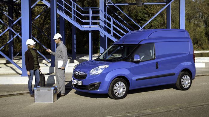 Η νέα έκδοση με μακρύ μεταξόνιο και ψηλή οροφή του Opel Combo Van είναι σε θέση να υποστηρίξει φορτία με όγκο έως και 5,4 κ.μ. 