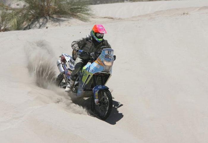 Εγκατέλειψε ο Ορφανός στο Dakar 