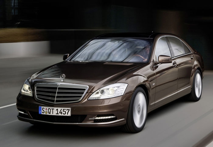 Η νέα Mercedes S-Class - πιο δυναμική, πιο παρελθοντικά απαξιωτική, αλλά, συγχρόνως, και πιο όμορφη από ποτέ!