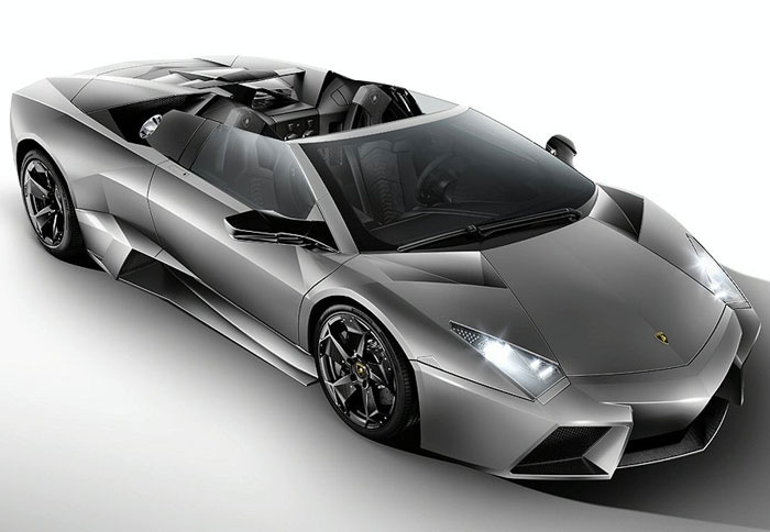 ¶γρια όπως και η κλειστή έκδοση, θα είναι η Reventon Roadster 