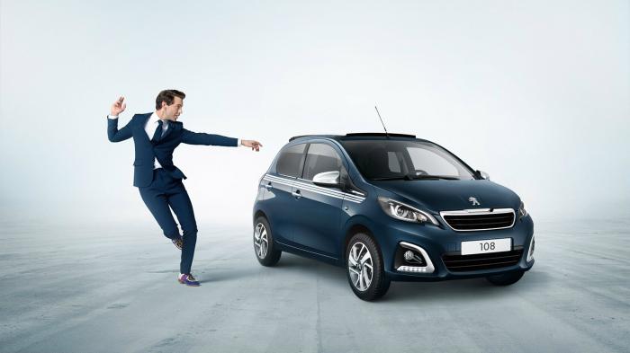 Ίσως ο πιο pop συνδυασμός για το Peugeot 108 με τον τραγουδοποιό και συνθέτη Mika.