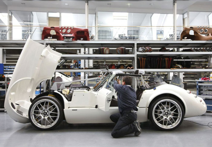 Ζωντανά θα κατασκευαστεί το GT MF4 της Wiesmann στην έκθεση της Φρανκφούρτης  