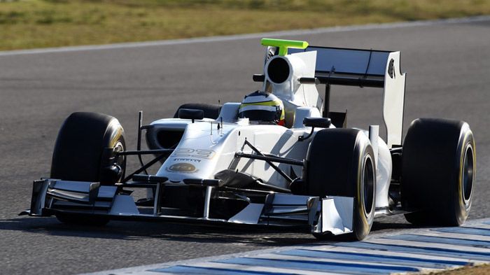 To μονοθέσιο της HRT (πρώην ομάδα της Formula 1) είχε αγοραστεί πρόσφατα από την Pirelli.