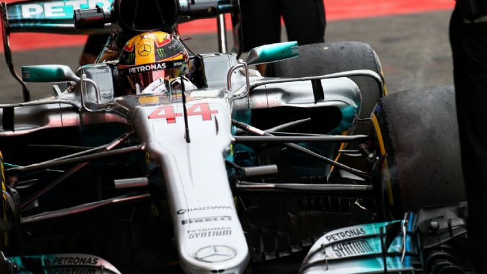Ο Lewis Hamilton ισοφάρισε το ρεκόρ του Schumacher.