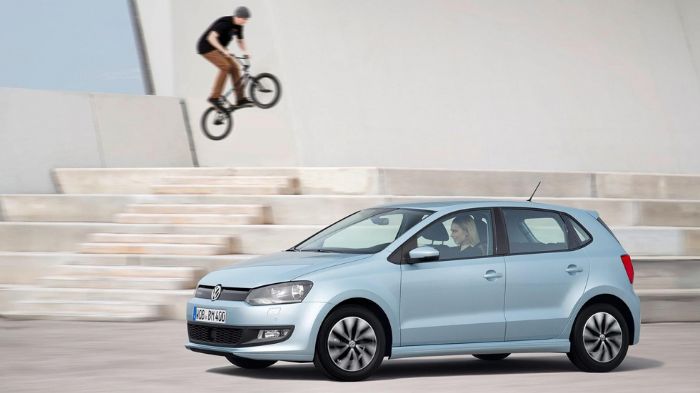 Το VW Polo 1.0 TSI BlueMotion των 95 ίππων, έχει κατανάλωση 4,1 λτ./100 χλμ. και εκπομπές CO2 94 γρ./χλμ.