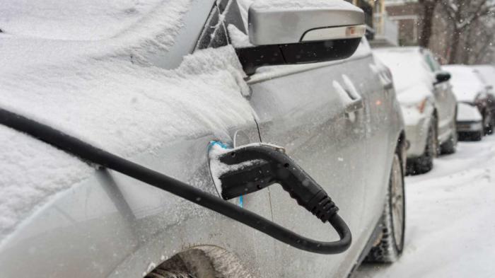 Πώς να προετοιμάσεις το ηλεκτρικό σου αυτοκίνητο για το κρύο; 