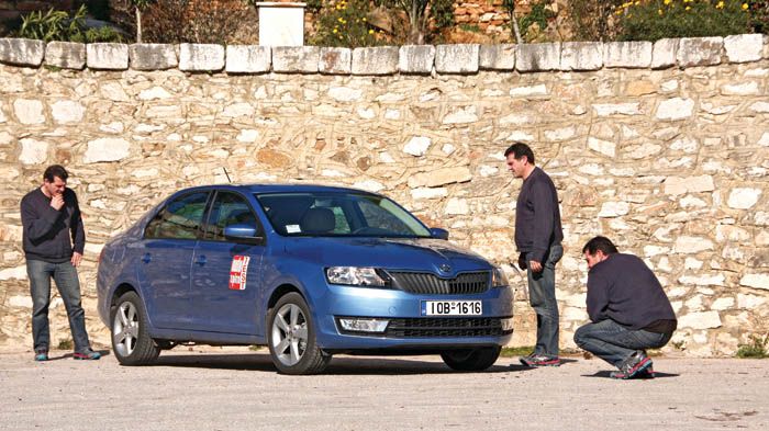 Tο Rapid βασίζεται σε δοκιμασμένα μηχανικά μέρη, με νέο όμως πλαίσιο. Tο Rapid βασίζεται σε δοκιμασμένα μηχανικά μέρη, με νέο όμως πλαίσιο.