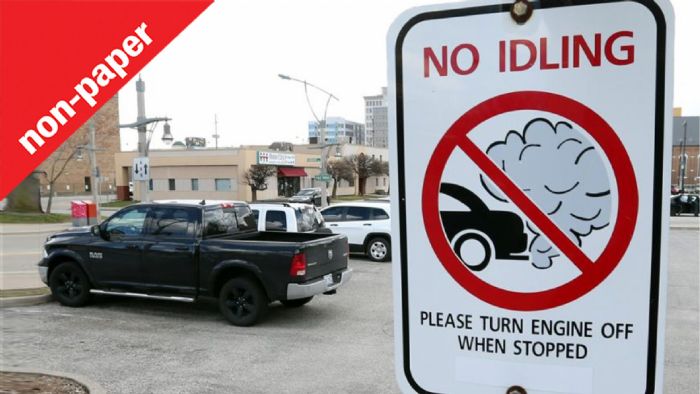 Σε πολλές ευρωπαϊκές χώρες απαγορεύεται να παρκάρουν τα αυτοκίνητα οι οδηγοί και να τα αφήνουν να δουλεύουν στο ρελαντί.