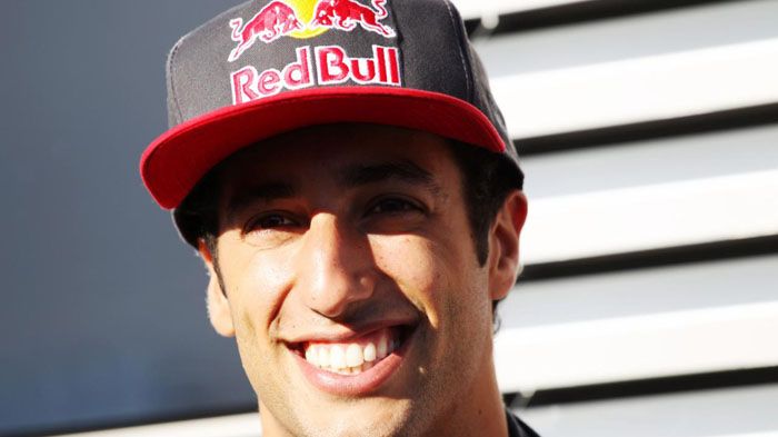 O Daniel Ricciardo είναι ο διάδοχος του Mark Webber στη Red Bull από την επόμενη αγωνιστική περίοδο.