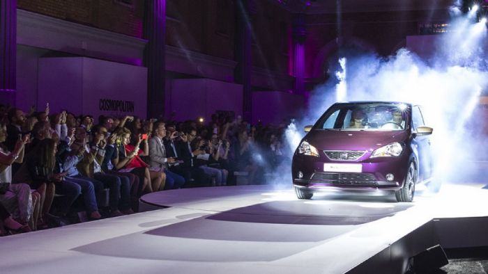 Οι SEAT και Cosmopolitan παρουσίασαν μια special έκδοση του Mii. Η αποκάλυψη έγινε στο Λονδίνο, κατά τη διάρκεια του πενθήμερου φεστιβάλ μόδας FashFest. Οι SEAT και Cosmopolitan παρουσίασαν μια special έκδοση του Mii. Η αποκάλυψη έγινε στο Λονδίνο, κατά τη διάρκεια του πενθήμερου φεστιβάλ μόδας FashFest.