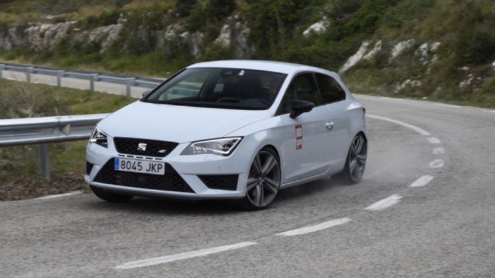 Οδηγούμε στην Ισπανία το κορυφαίο SEAT Leon CUPRA 290.	