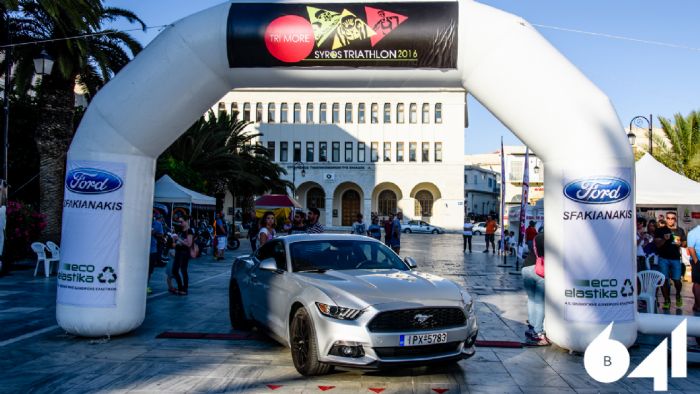 Οι συμμετέχοντες αλλά και οι θεατές είχαν την μοναδική ευκαιρία να γνωρίσουν από κοντά την Ford Mustang.