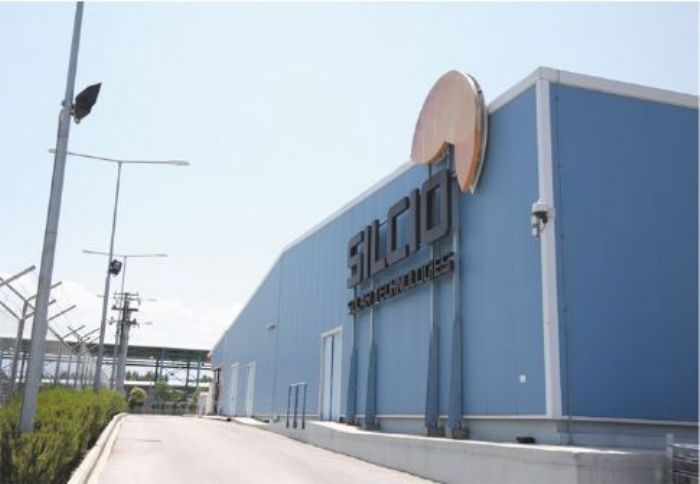 ¶ποψη του εργοστασίου της Silcio, στην Πάτρα. ¶ποψη του εργοστασίου της Silcio, στην Πάτρα.
