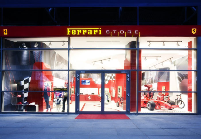 Το μόνο κατάστημα της ferrari στη Γερμανία είναι στο Ring 