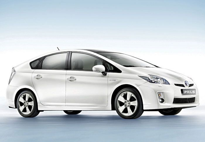 Το νέο Toyota Prius III 