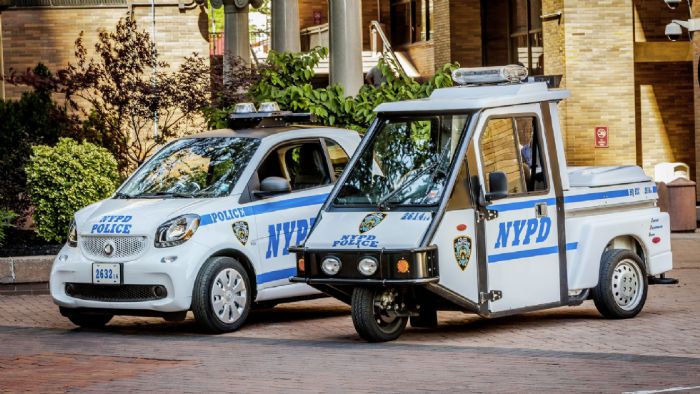 Οι Αρχές της Νέας Υόρκης αποφάσισαν να αποσύρουν τα τρίκυκλα μηχανάκια που χρησιμοποιούν οι αστυνομικοί της για να περιπολούν την πόλη.