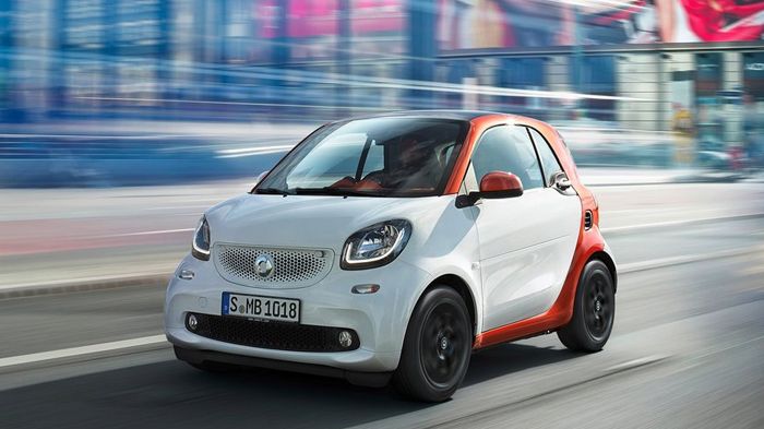 Το νέο smart fortwo θα αποκτήσει στο προσεχές διάστημα εκδόσεις Cabrio, EV (ηλεκτρική) και Brabus.