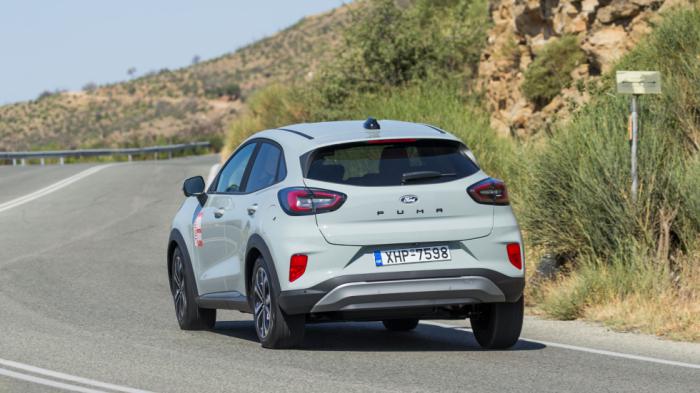 Ο απολαυστικός οδηγικός χαρακτήρας του Ford Puma, ακόμη και στις εκδόσεις Titanium χωρίς το πιο σπορτίφ set-up αναρτήσεων της έκδοσης ST-Line, παραμένει το νο.1 ανταγωνιστικό του πλεονέκτημα, με το κο Ο απολαυστικός οδηγικός χαρακτήρας του Ford Puma, ακόμη και στις εκδόσεις Titanium χωρίς το πιο σπορτίφ set-up αναρτήσεων της έκδοσης ST-Line, παραμένει το νο.1 ανταγωνιστικό του πλεονέκτημα, με το κο