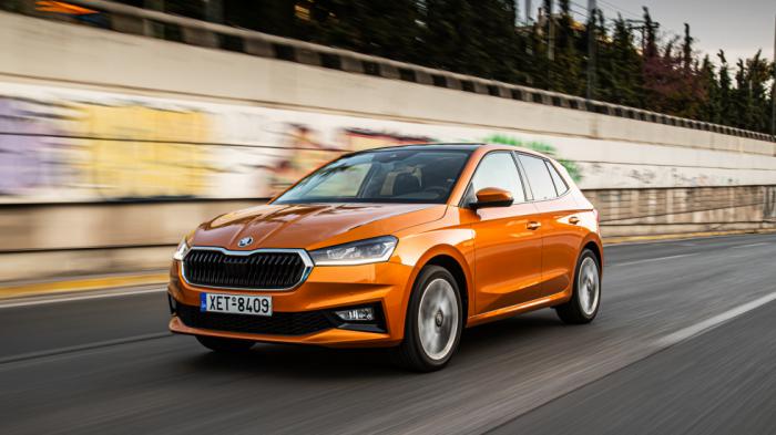 Η νέα Fabia διακρίνεται για τους χώρους της. Η νέα Fabia διακρίνεται για τους χώρους της.