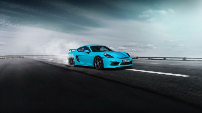 Η εταιρεία δημιούργησε ένα νέο body kit για τα δύο μοντέλα, που το ονομάζει aerokit. Η εταιρεία δημιούργησε ένα νέο body kit για τα δύο μοντέλα, που το ονομάζει aerokit.