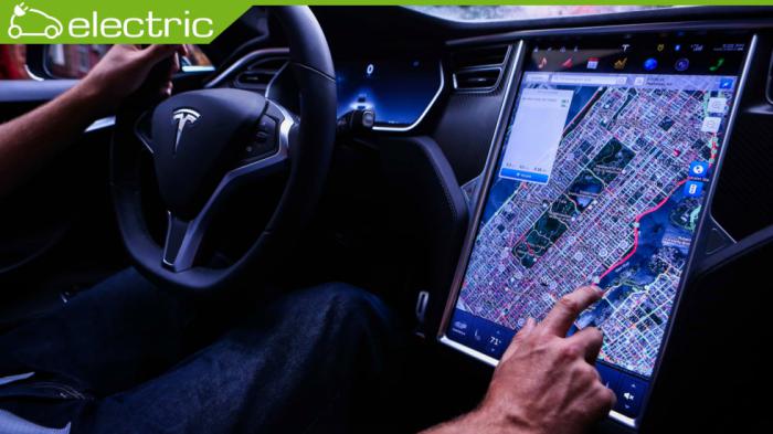 Σε ανάκληση 130.000 Tesla – «Κολλάει» η οθόνη αφής!  