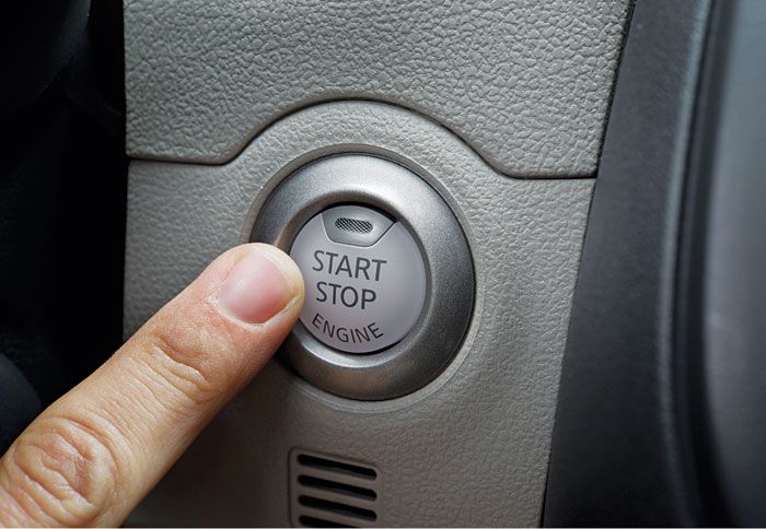 H λειτουργία Start&Stop εξοικονομεί σημαντικό ποσοστό καυσίμων κατά την κίνηση στην πόλη H λειτουργία Start&Stop εξοικονομεί σημαντικό ποσοστό καυσίμων κατά την κίνηση στην πόλη
