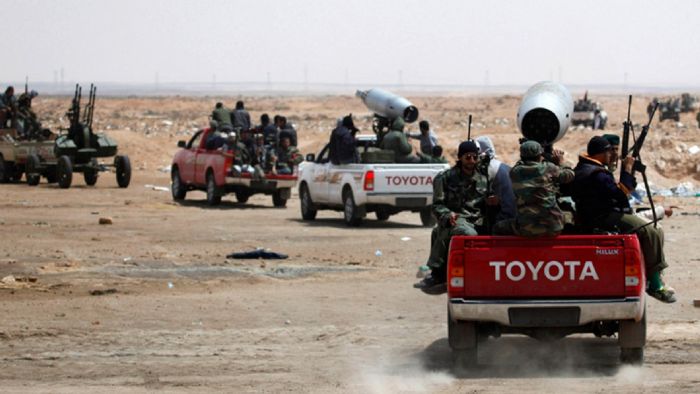 Οι ΗΠΑ ψάχνουν μέσω της Toyota να φτάσουν στους τζιxαντιστές της ISIS.
