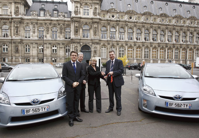 Συνεργασία Toyota με το Δήμο Παρισιού 