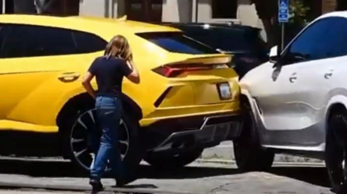 Ο 10χρονος γιος του Μπεν `Aφλεκ τράκαρε Lamborghini Urus! 