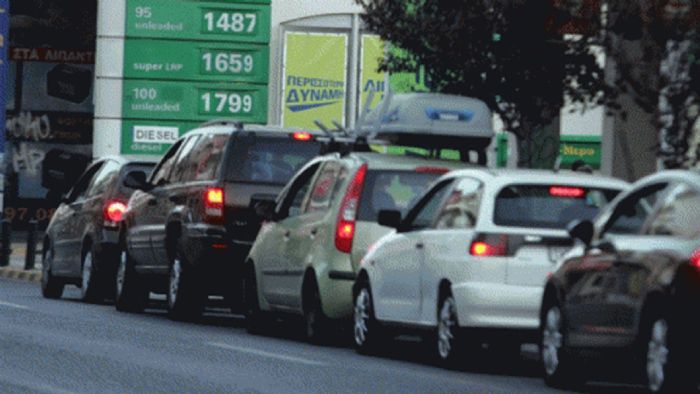 Δεν συντρέχει κανένας λόγος ανησυχίας, τουλάχιστον όσον αφορά τα καύσιμα και τον ανεφοδιασμό των πρατηρίων.