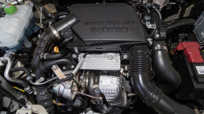 Σύγχρονος και ικανός είναι ο 1,4 λίτρων κινητήρας του Vitara ο οποίος συνδυάζεται ευχάριστα με το αυτόματο κιβώτιο προσφέροντας καλές επιδόσεις και σχετικά χαμηλές τιμές κατανάλωσης.
