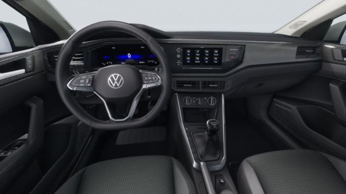 Ποιοτικό εσωτερικό θα δούμε και στο Volkswagen Polo, όμως η λιτή σχεδίαση και ο «βασικός» ψηφιακός διάκοσμος (μικρή η οθόνη των 8 ιντσών) σίγουρα δεν συνάδουν με το κόστος αγοράς του.