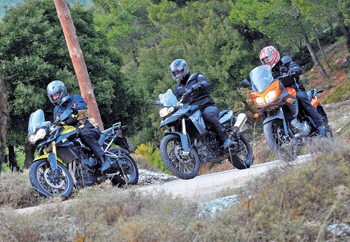 GS, Tiger και η νέα V-Strom μάχονται, για το ποια θα κερδίσει την επιλογή του υποψήφιου αγοραστή.
