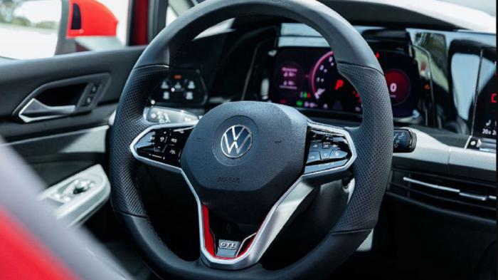 Η Volkswagen θα επαναφέρει τα παραδοσιακά κουμπιά στο τιμόνι 
