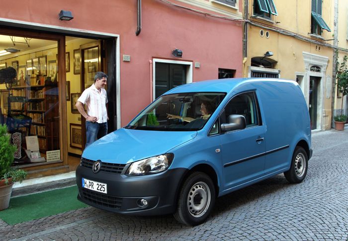 Για την απόκτηση του VW Caddy, η Kosmocar A.E. προσφέρει ευνοϊκή χρηματοδότηση που προβλέπει μηδενική προκαταβολή και εξόφληση σε έως και 84 μήνες.